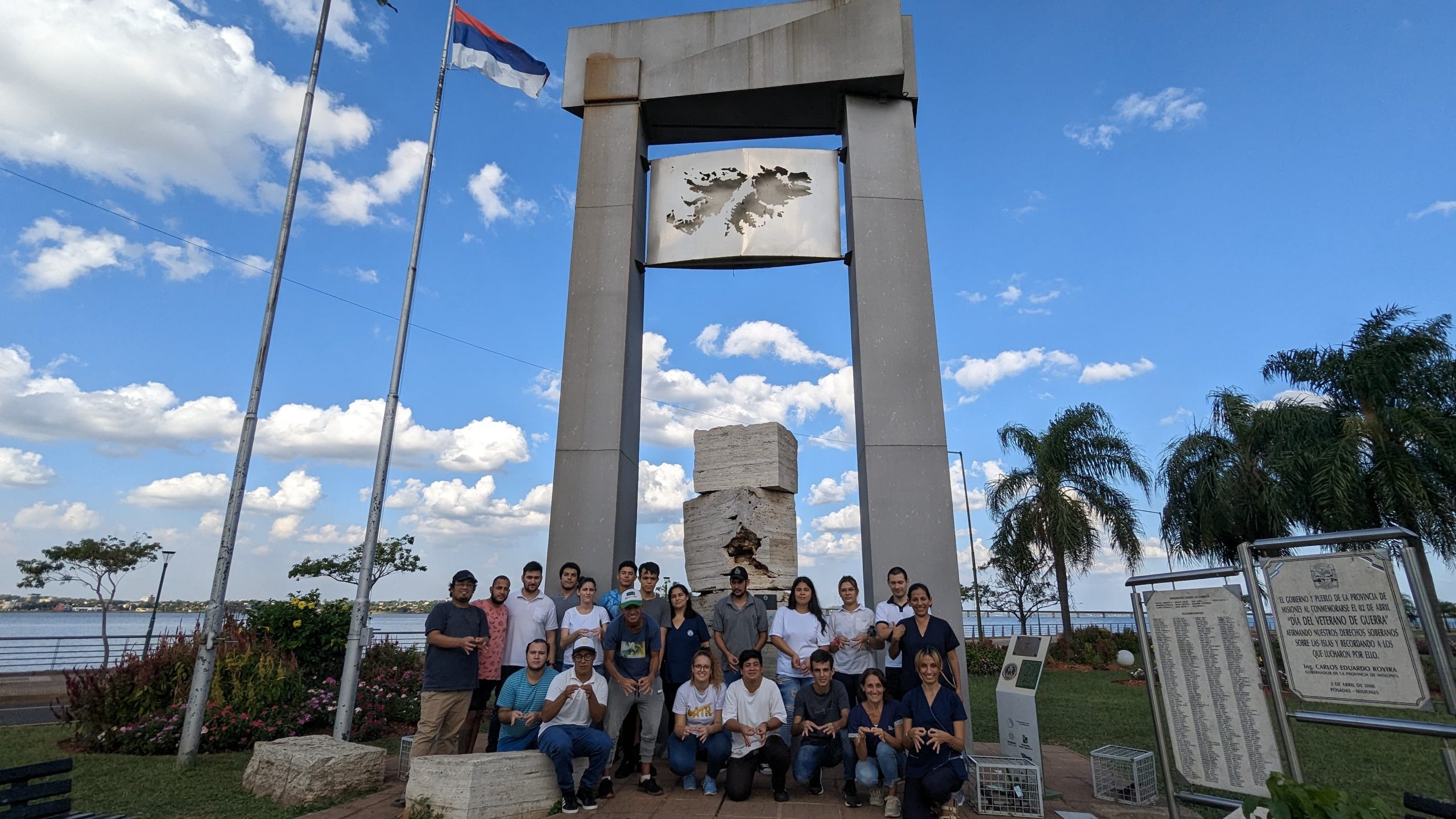 Estudiantes con discapacidad auditiva recibieron una charla sobre Malvinas