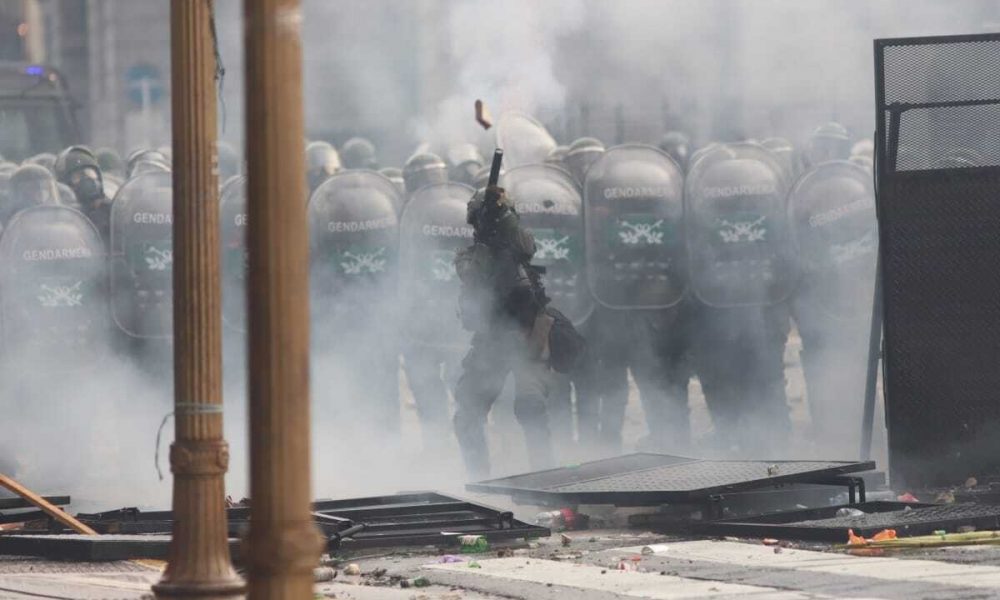 represión