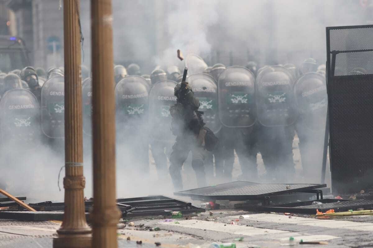 represión