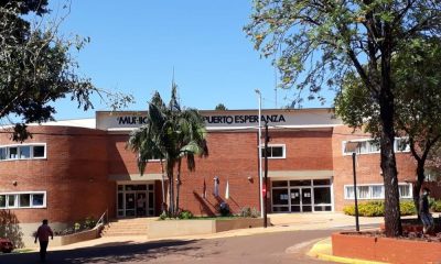 Echan a municipal de Puerto Esperanza por delito contra la administración