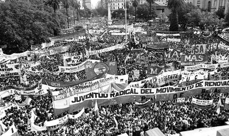 A 38 años de la Pascua alfonsinista: “La casa está en orden” 14 A 38 años de la Pascua alfonsinista: “La casa está en orden” imagen-13