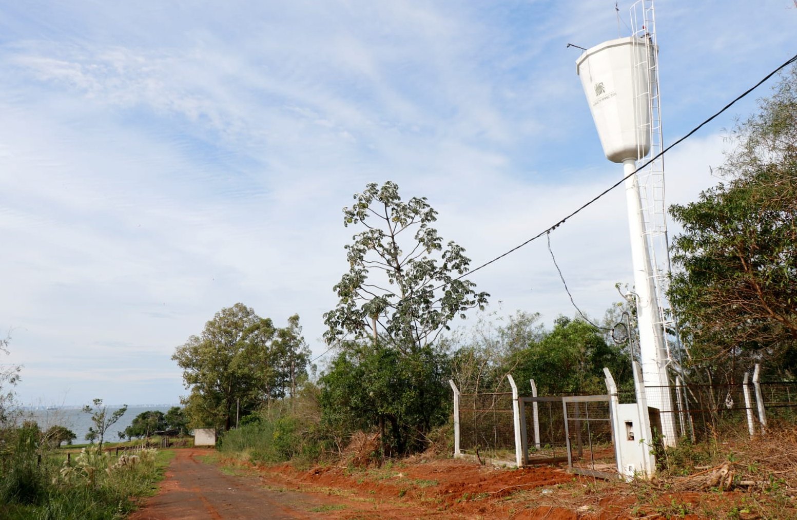 Familias de Nemesio Parma tendrán acceso al agua tras gestiones de TTT