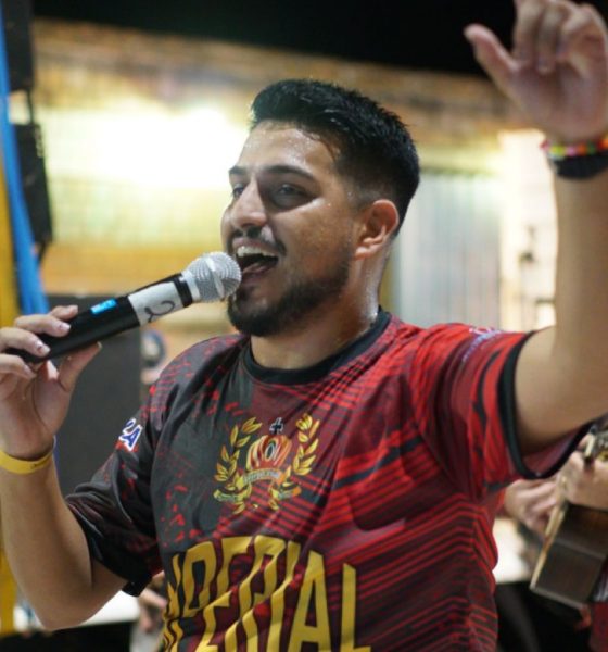 Andrés González