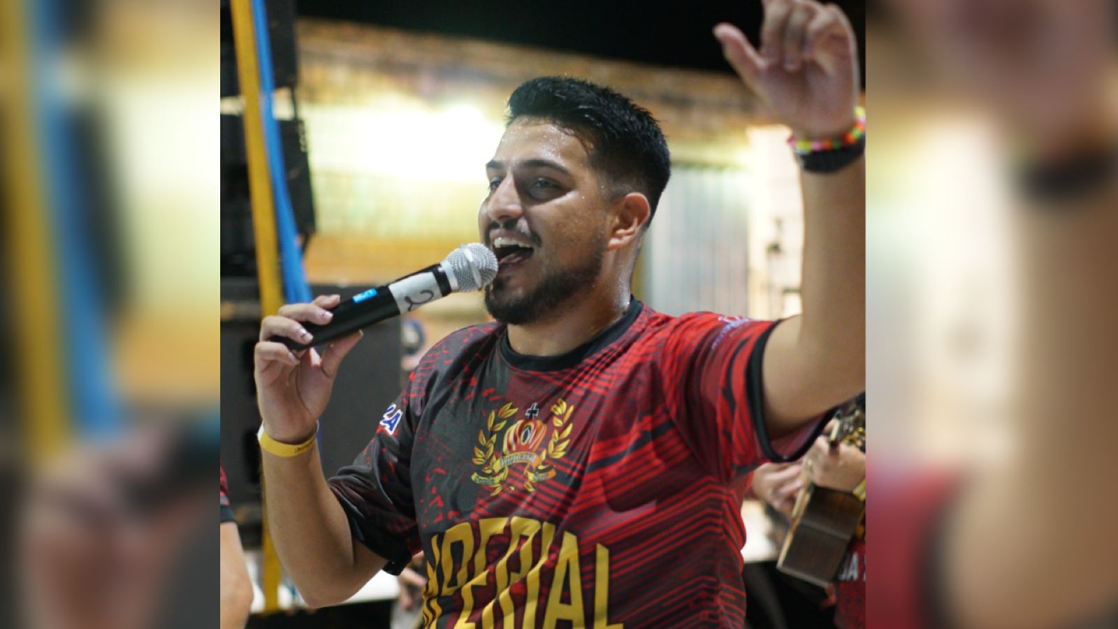Andrés González