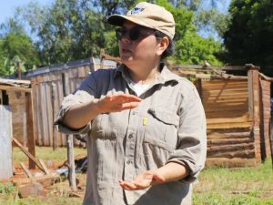 Familias participan de taller de bioconstrucción impulsado por el partido TTT