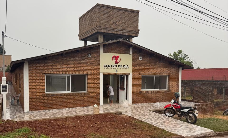 Inauguran Centro de Día para prevención de adicciones y suicidio en Alem imagen-6