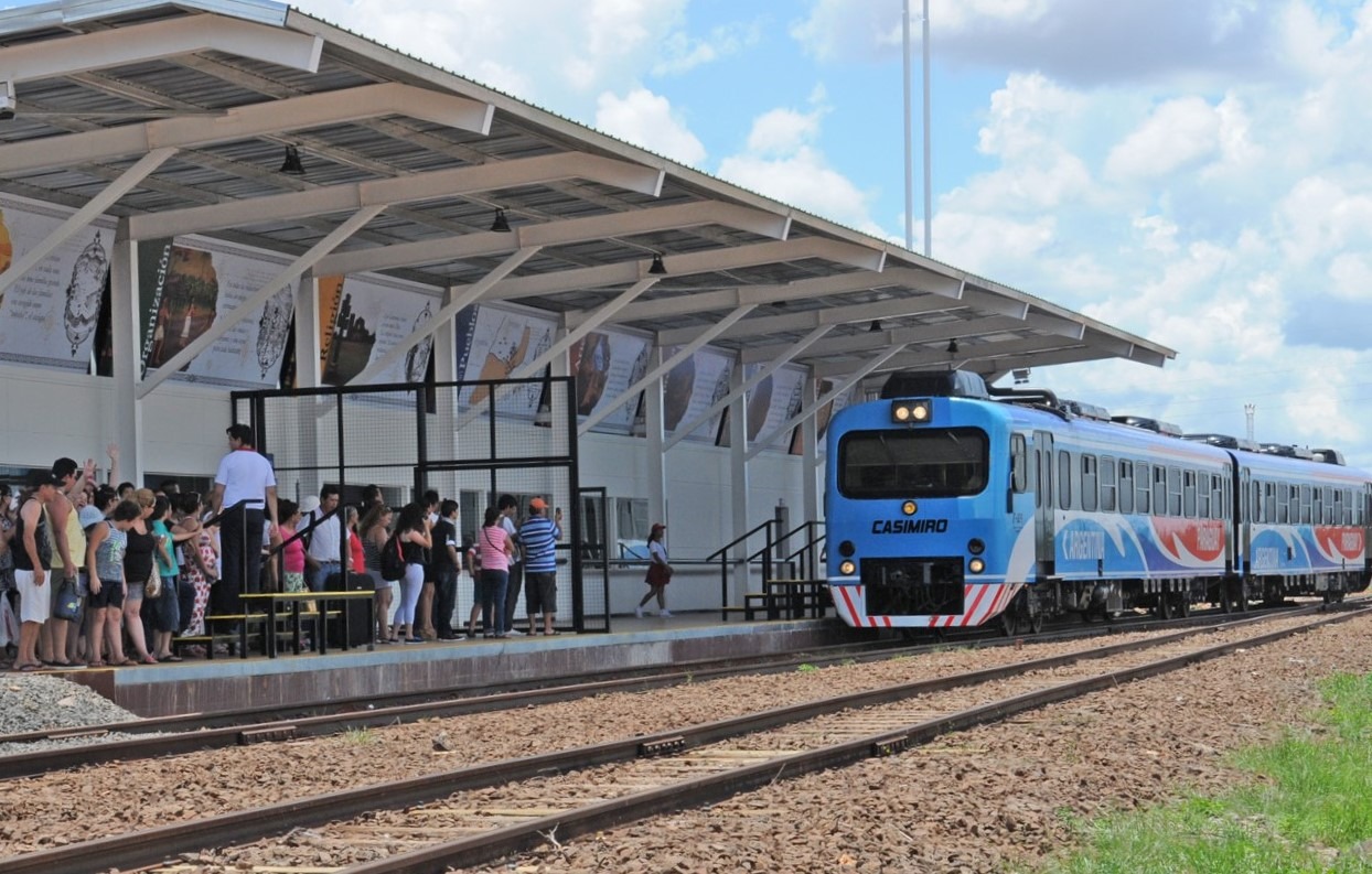 Argentina y Paraguay unifican control migratorio del tren en Posadas