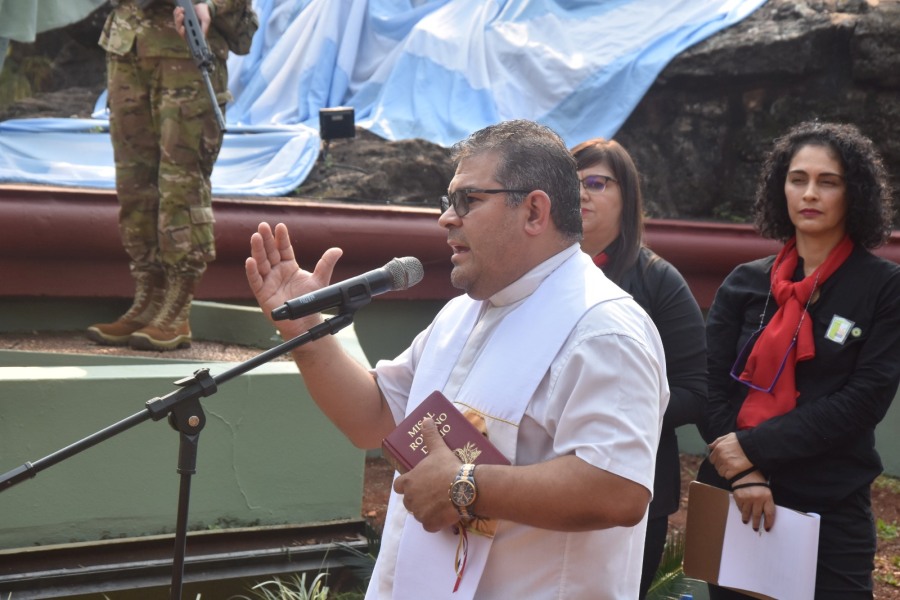 párroco alejandro cañete apóstoles