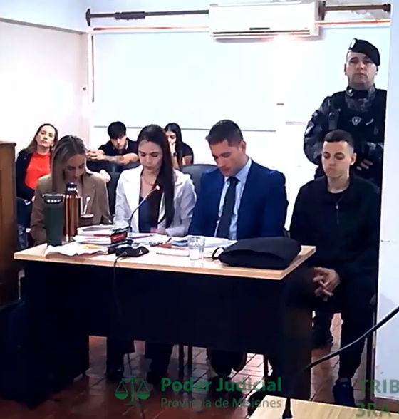 schoenfisch autoincriminación