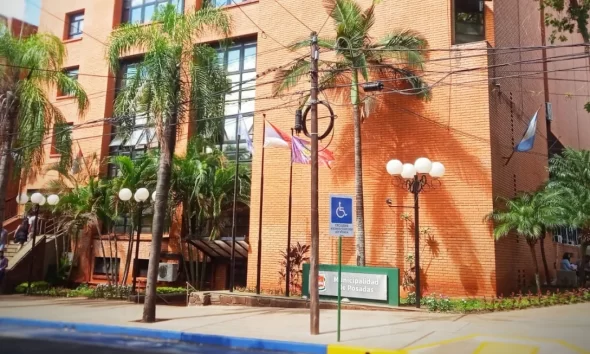 La Muni de Posadas no adhiere al asueto por el natalicio de Andrés Guacurarí