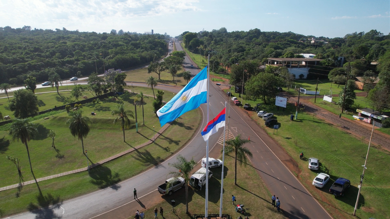 iguazú tierras extranjeras