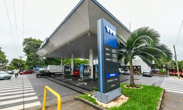 Estaciones de servicio se adhieren al paro de la CGT contra la reforma laboral