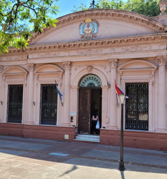 misiones aumentos policías y docentes