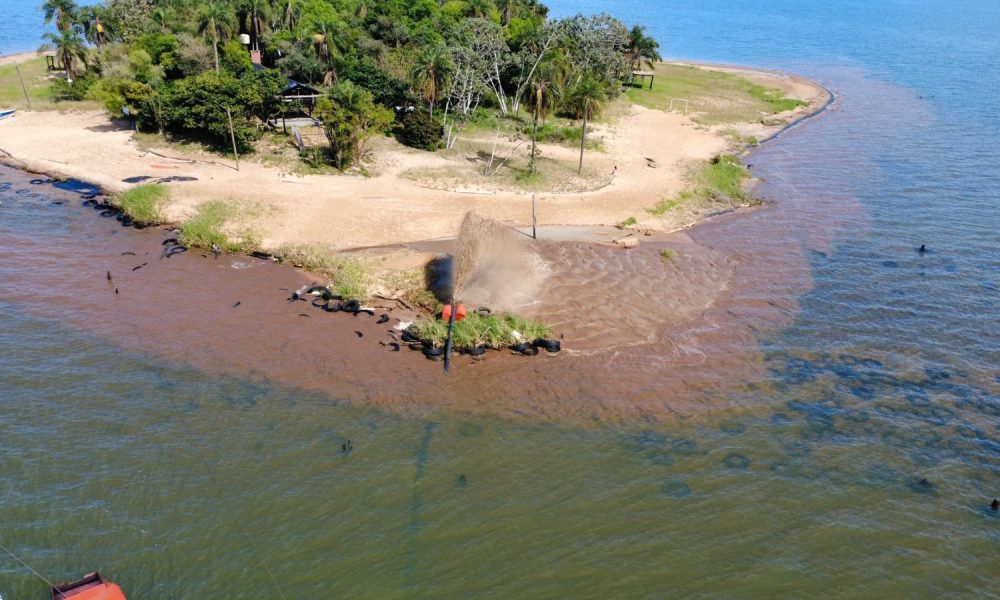 ONG acciona contra Ecología por posible daño ambiental en la Isla del Medio imagen-5