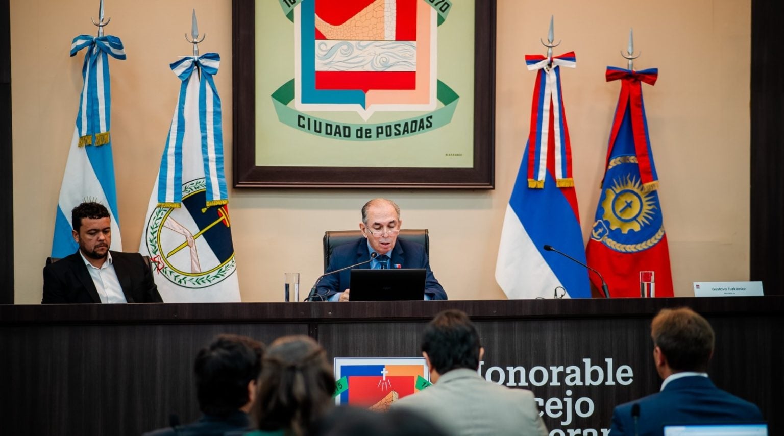 Stelatto abrió sesiones del HCD: “A las ciudades nunca se les dio tan poco”