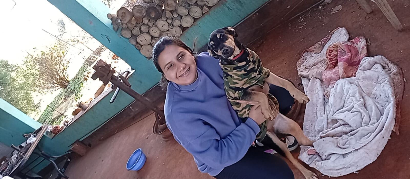 Vecina denuncia que rescatista se llevó a su perra y no la quiere devolver