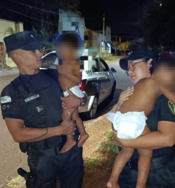 Policías resguardaron a dos bebés que estaban solos en una casa de Apóstoles