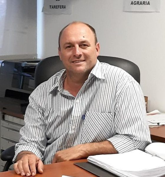 Carlos Goring día de la mujer