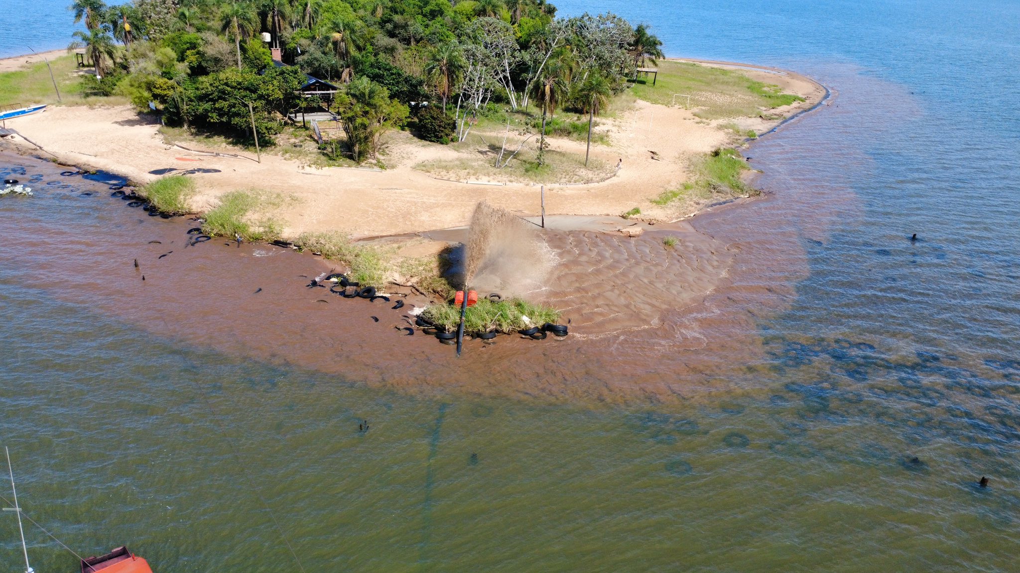 La Justicia Federal ordenó frenar trabajos de refulado en la Isla del Medio