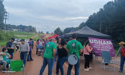 Docentes de asamblea y corte de ruta hasta las 12 en Eldorado