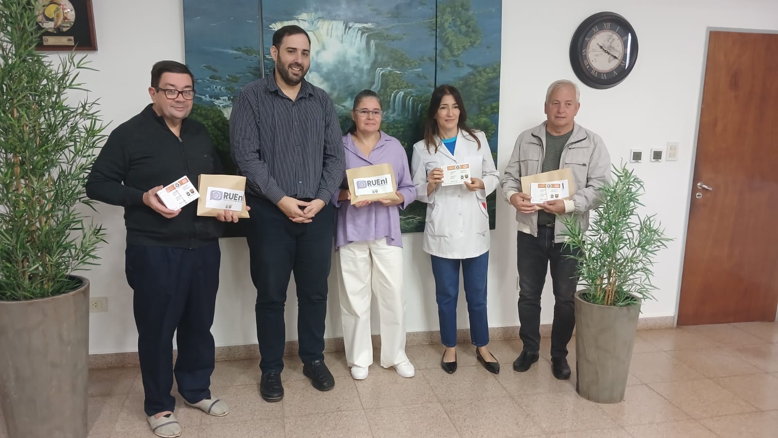 Alem lanzó su Bono SI y distribuye 100 millones de pesos entre ONG locales