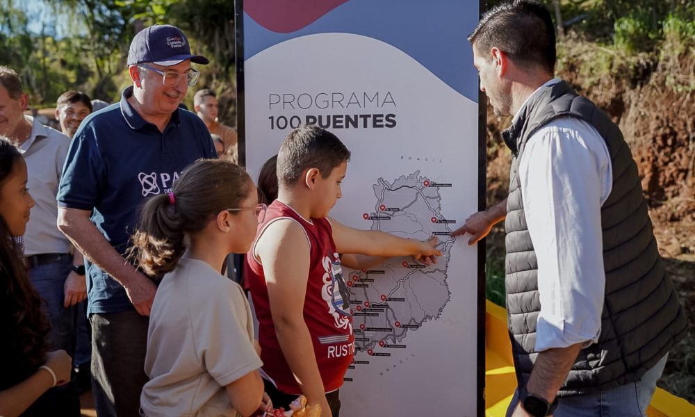 El gobernador inauguró un puente clave en Irigoyen: “Es una obra enorme”