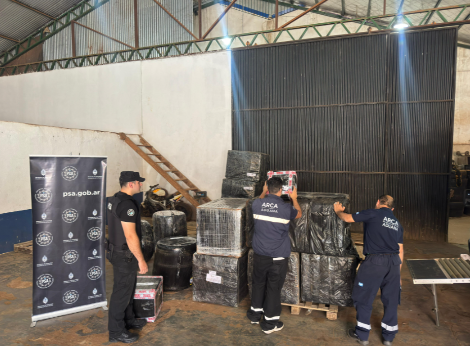 Golpe al contrabando: seis detenidos y mercadería incautada por $1.500 millones imagen-9