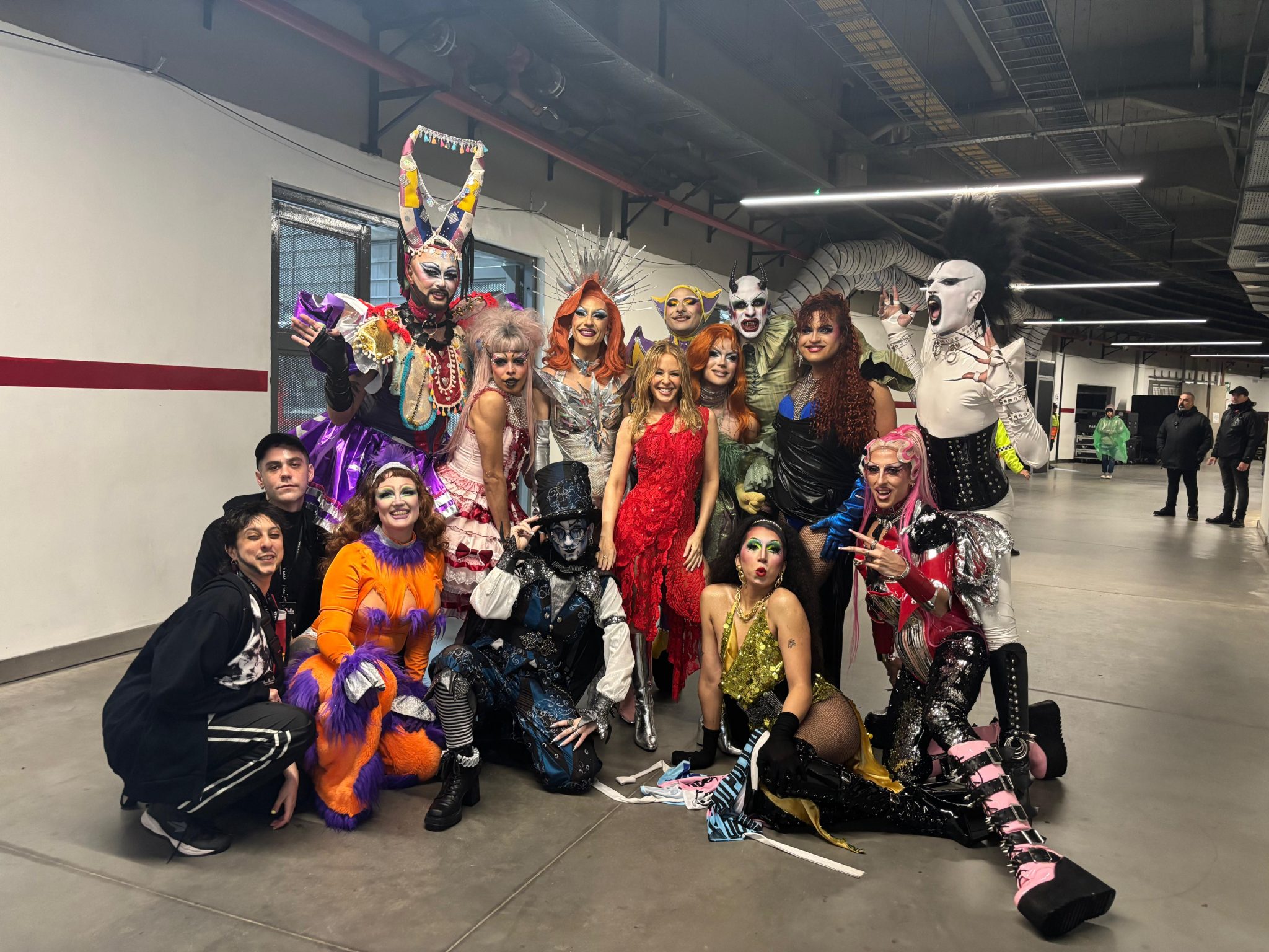 Posadeña Fifí actuó con Lali en el concierto que ofreció en el Monumental imagen-10