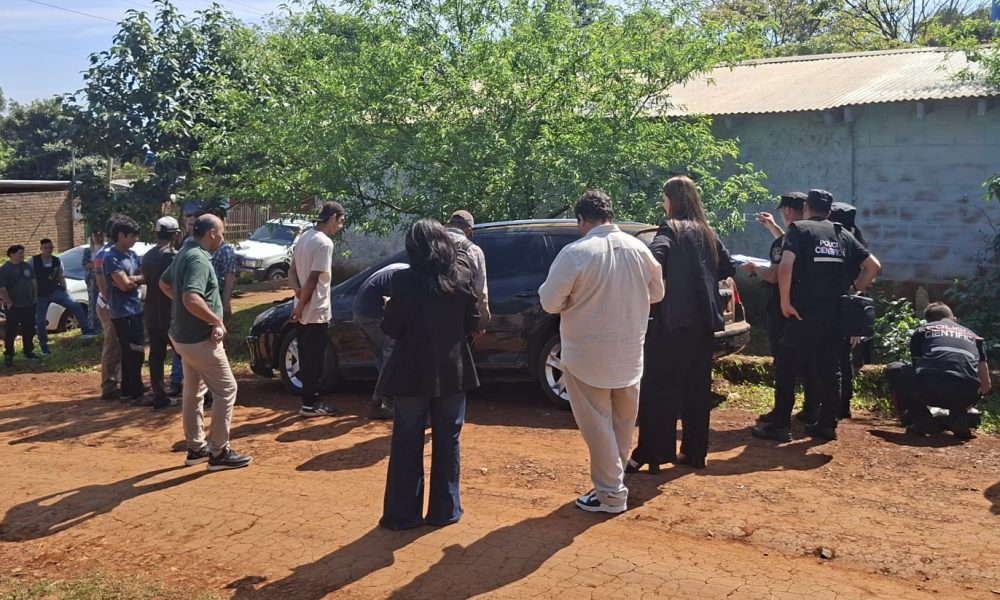 Incautaron y peritaron el auto utilizado en el robo a Don Alejo en Posadas imagen-6