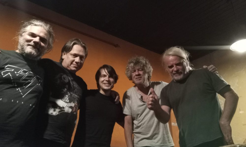 La banda Atila transformó “Neike chamigo” del Padre Zini en un tema metalero