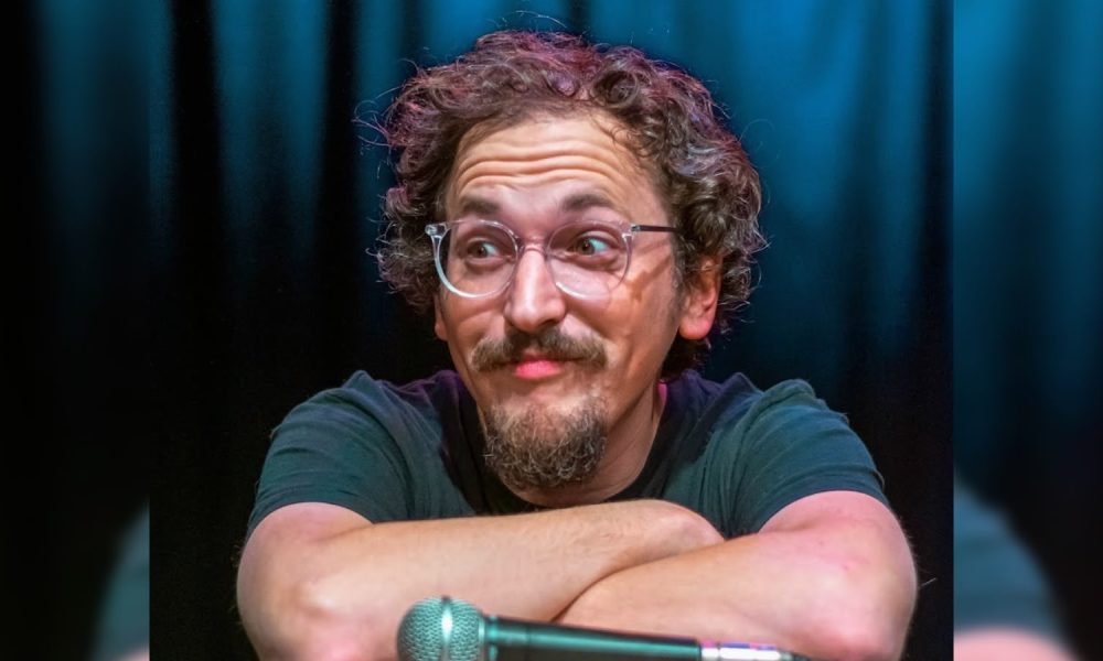 Leandro Igounet, el comediante que corre, llega este domingo a Tanta Tinta 7 Leandro Igounet, el comediante que corre, llega este domingo a Tanta Tinta imagen-6